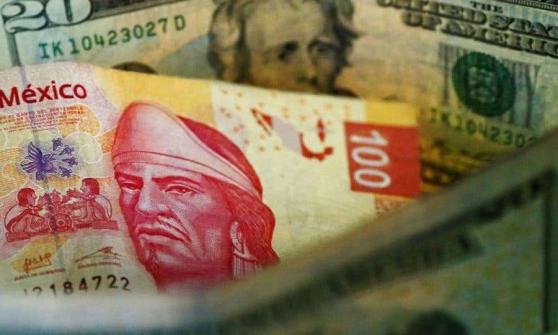 Peso mexicano se deprecia por segundo día ante preocupaciones por el techo de deuda de Estados Unidos