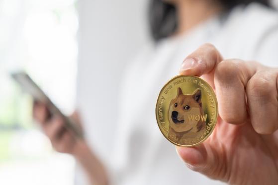 El precio de Dogecoin se dispara y luego cae con la nueva actualización