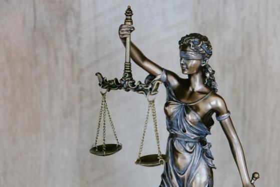 Tribunal estadounidense fija en USD $250 millones fianza para Sam Bankman-Fried