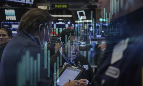 Dow Jones y S&P 500 se aferran a récords tras datos de inflación en EU