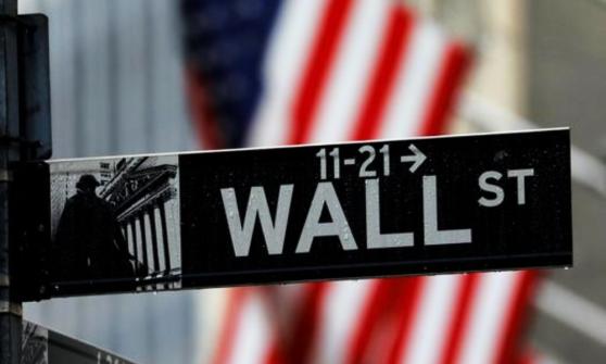 Wall Street cae, mientras el crecimiento del empleo se mantiene fuerte