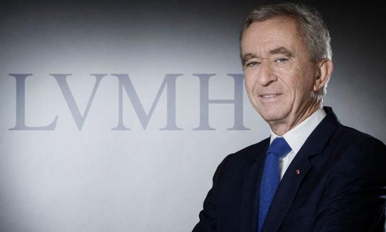 LVMH, de Bernard Arnault, bate récords de ventas y utilidad en 2022