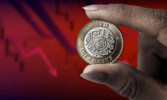 Peso mexicano inicia la semana con pérdidas desde su mejor nivel en cinco años 