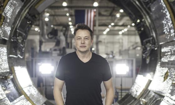 Elon Musk niega haber acosado a una azafata; el multimillonario se reunirá con Bolsonaro