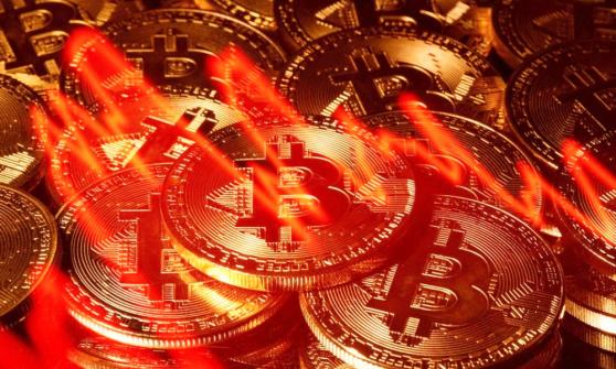 Bitcoin cae a 22,000 dólares; un nivel no visto desde diciembre de 2020