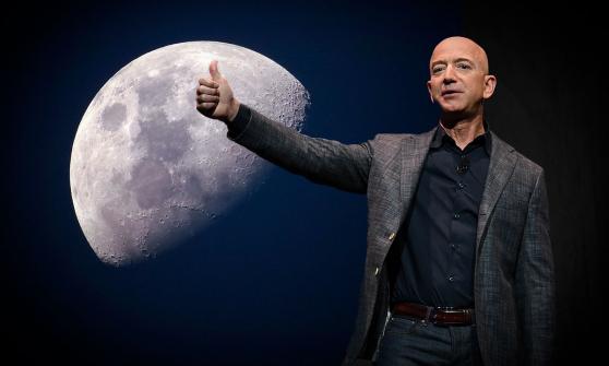 Jeff Bezos se prepara para viaje al espacio: ‘sé que me cambiará’