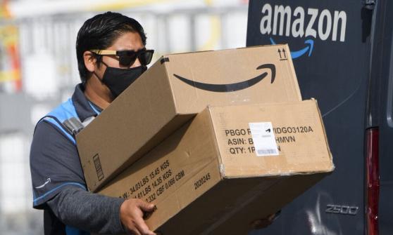 Amazon planea contratar 150,000 trabajadores para la temporada de fin de año en EU