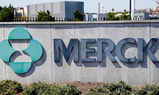 Merck anuncia acuerdo para permitir acceso a su píldora anticovid a países pobres