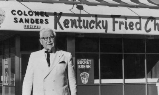 ¿Cómo nació KFC? Así surgió la cadena de pollo frito más famosa del mundo