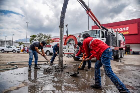 Eduardo Rivera niega colapso de sistemas de desagüe en Puebla