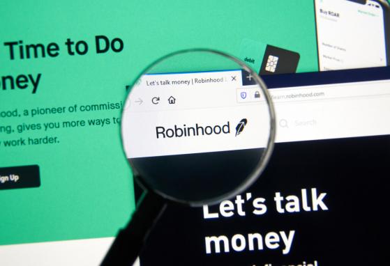 Planes de Robinhood para crear una criptocartera podrían provocar movimientos en sus competidores