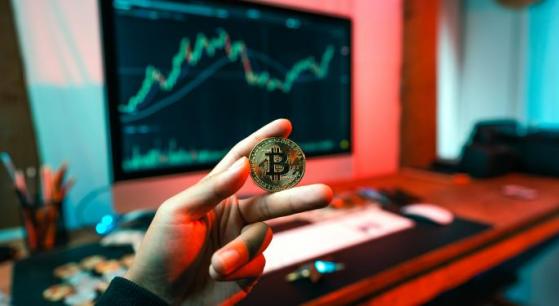 Bitcoin, Ethereum and Dogecoin open lower Christmas week