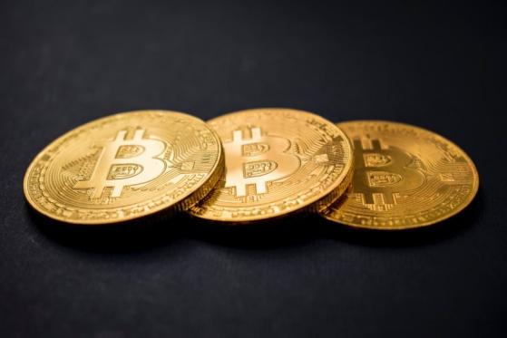 Congresista de EEUU dice que Bitcoin “no tiene valor social” pero reconoce que es “difícil de prohibir”