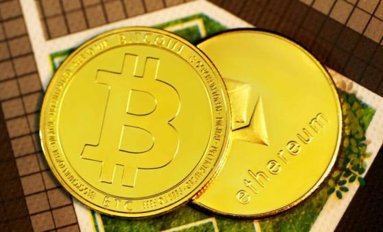 Bitcoin y Ether salen de los intercambios: balances tocan mínimos de 5 años 