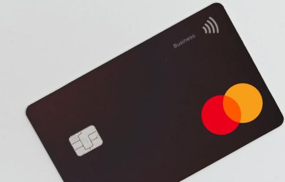 1inch, plataforma DeFi, lanza su propia tarjeta Mastercard de criptomonedas