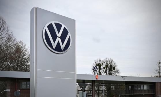 Volkswagen presume semestre récord pese a la escasez de chips