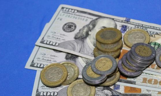 Peso mexicano se deprecia 0.10% en la apertura; dato de inflación, en el ‘foco’