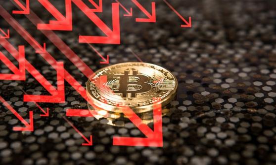 Bitcoin cae por debajo de los 30,000 dólares por primera vez en cinco meses