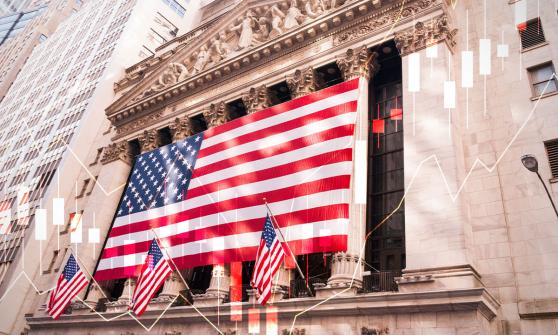 Wall Street abre en rojo, decisiones discordantes en bancos centrales lo afectan