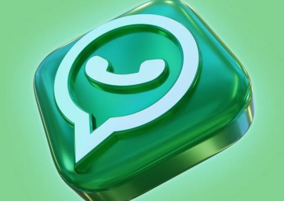 WhatsApp tendrá una línea de ayuda para combatir los deepfakes generados con IA 