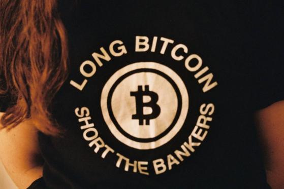 Cathie Wood reitera que Bitcoin llegará a USD $1 millón y explica por qué sigue confiando a pesar del colapso