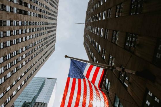 Bancos interesados en operar con criptos en Nueva York deben reportarlo ante el Departamento de Servicios Financieros