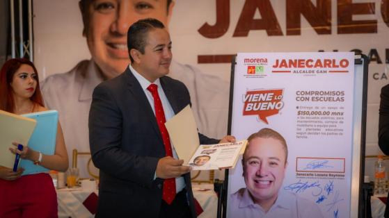 Apoyo anual de 150 mil pesos para el mantenimiento de escuelas en GAM promete Janecarlo Lozano