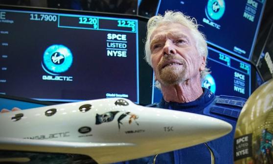 Richard Branson vende otra parte de Virgin Galactic y acciones caen