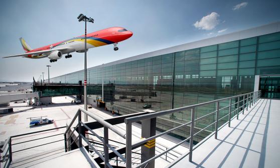 AIFA transporta a 389 pasajeros de Venezuela en su primer mes; Cuba será el segundo destino internacional