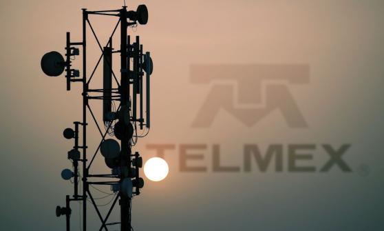 Usuarios reportan fallas del servicio de Telmex