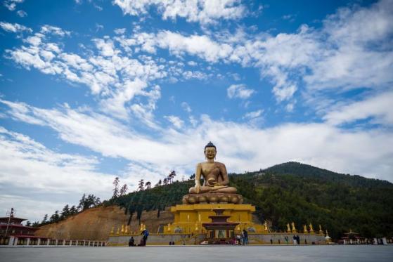 Gobierno de Bután mina Bitcoin desde que la criptomoneda valía USD $5.000, revelan informes