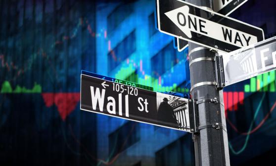 Wall Street opera mixto en un día de comercio moderado