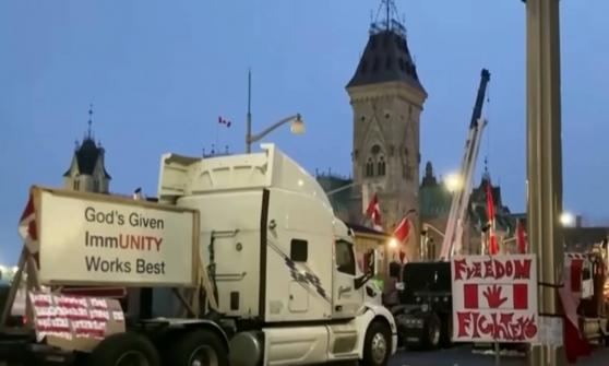 Los camioneros canadienses protestan por el Bitcoin en medio de la congelación de fondos ordenada por el tribunal