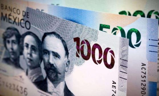 Peso mexicano suma cuatro jornadas de ganancias, en espera del anuncio de Banxico